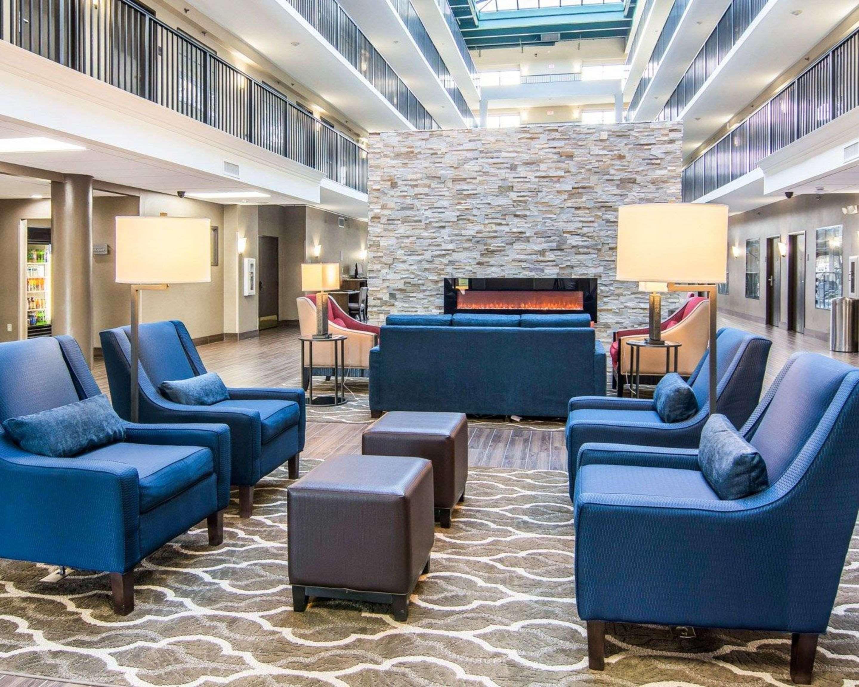 Comfort Suites Fredericksburg South Εξωτερικό φωτογραφία