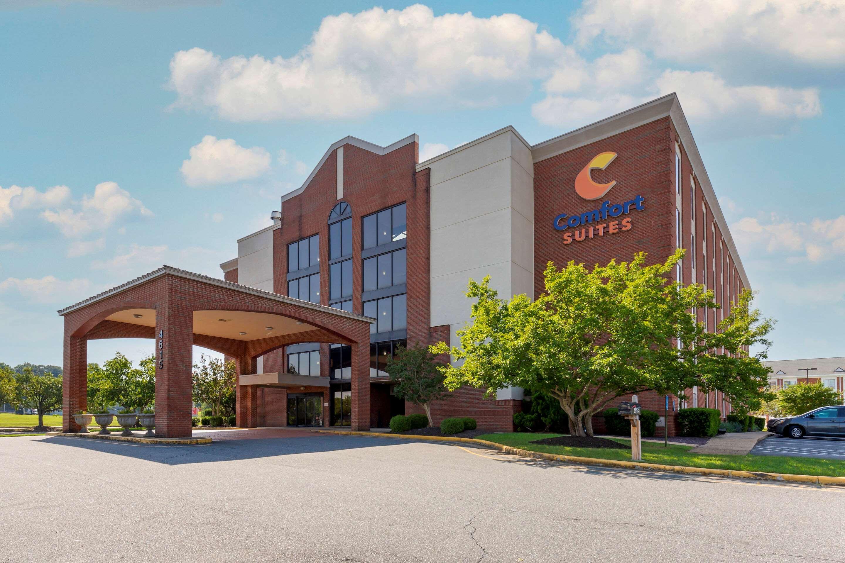 Comfort Suites Fredericksburg South Εξωτερικό φωτογραφία