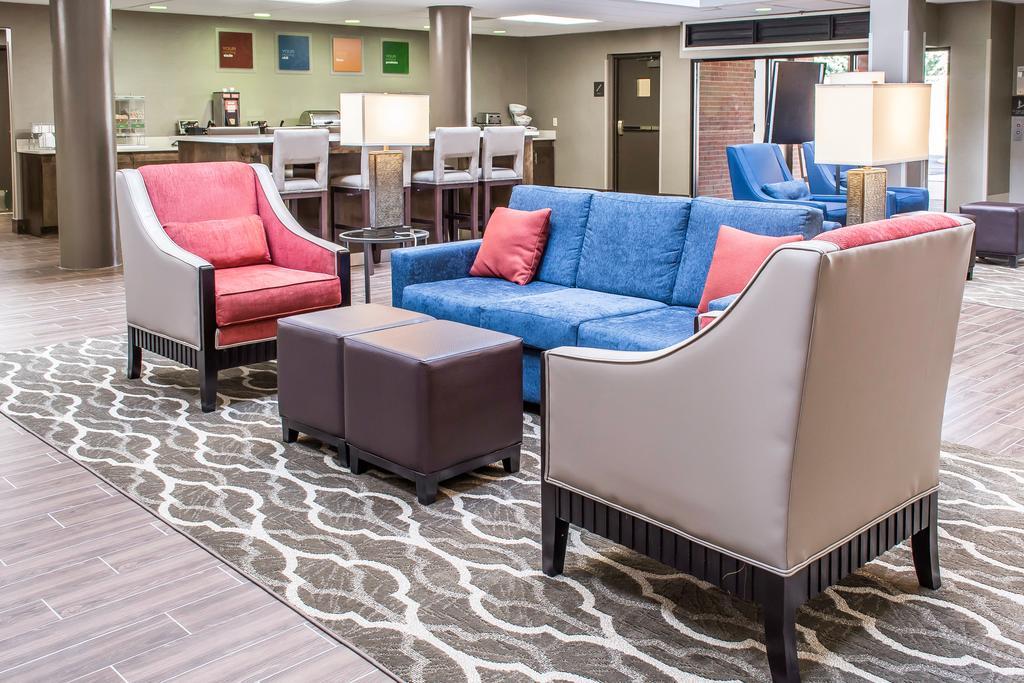 Comfort Suites Fredericksburg South Εξωτερικό φωτογραφία